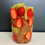 Dubai chocolate strawberries